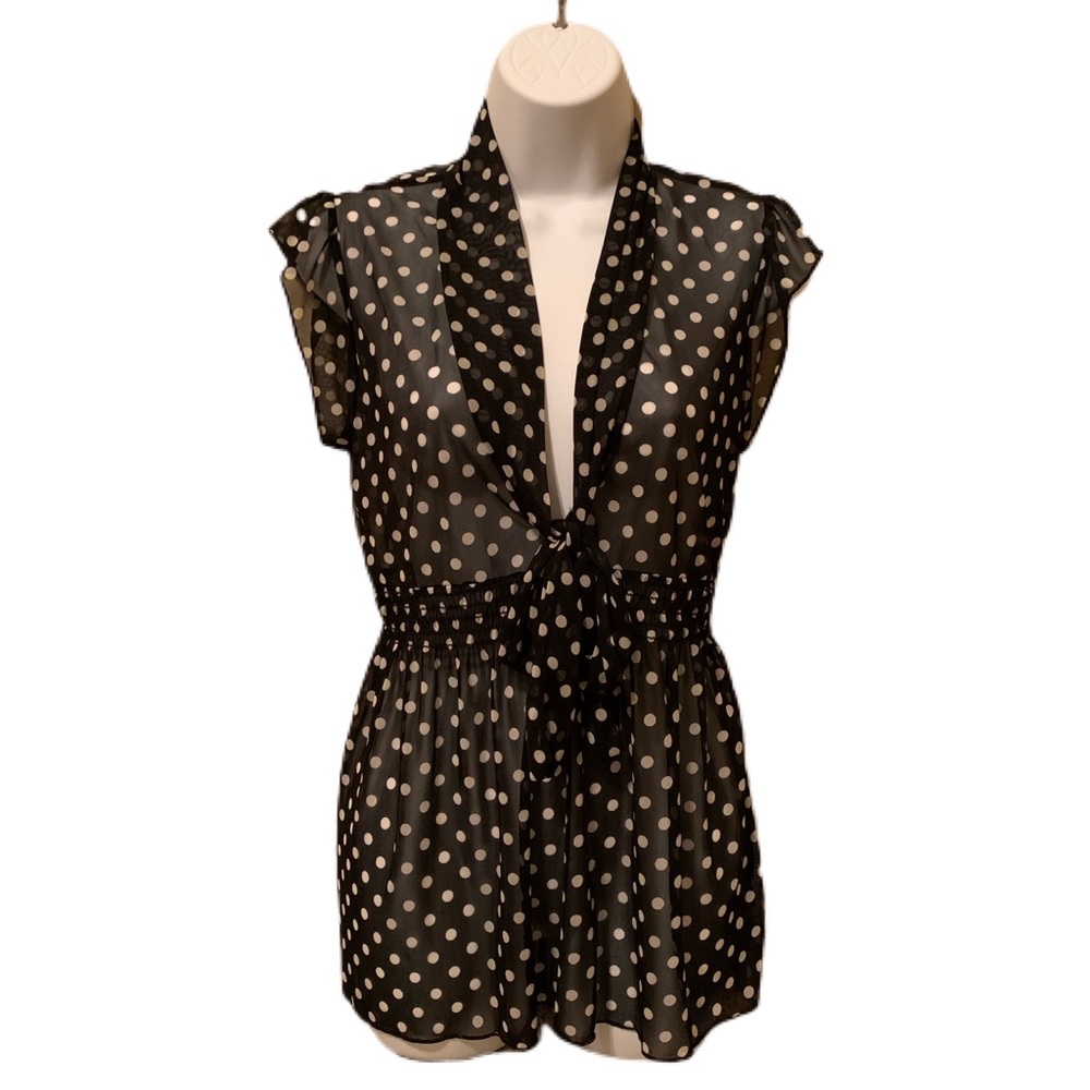 Lashes women’s top